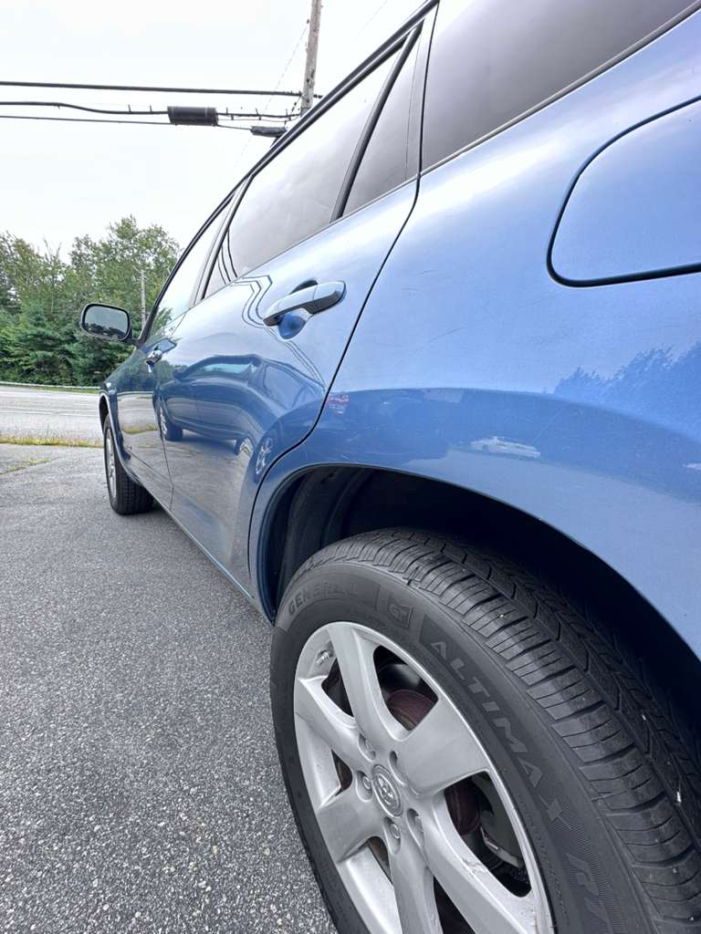 
								2008 Toyo Rav-4, $6995 full									