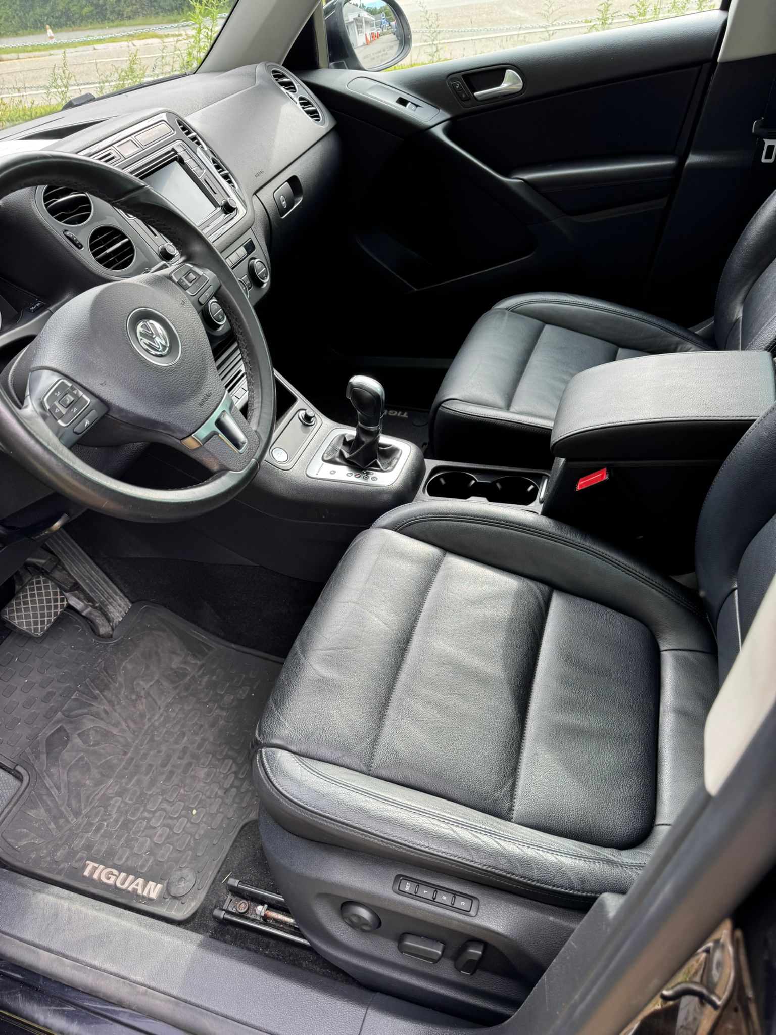 
								2017 VW Tiguan, $7000 full									