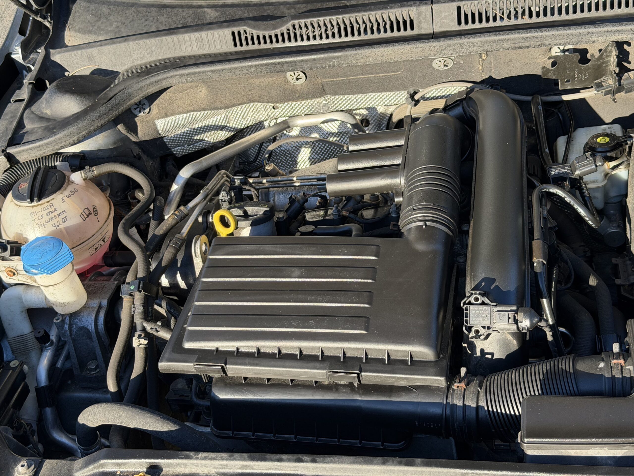 
								Volkswagen Jetta 2017 full									